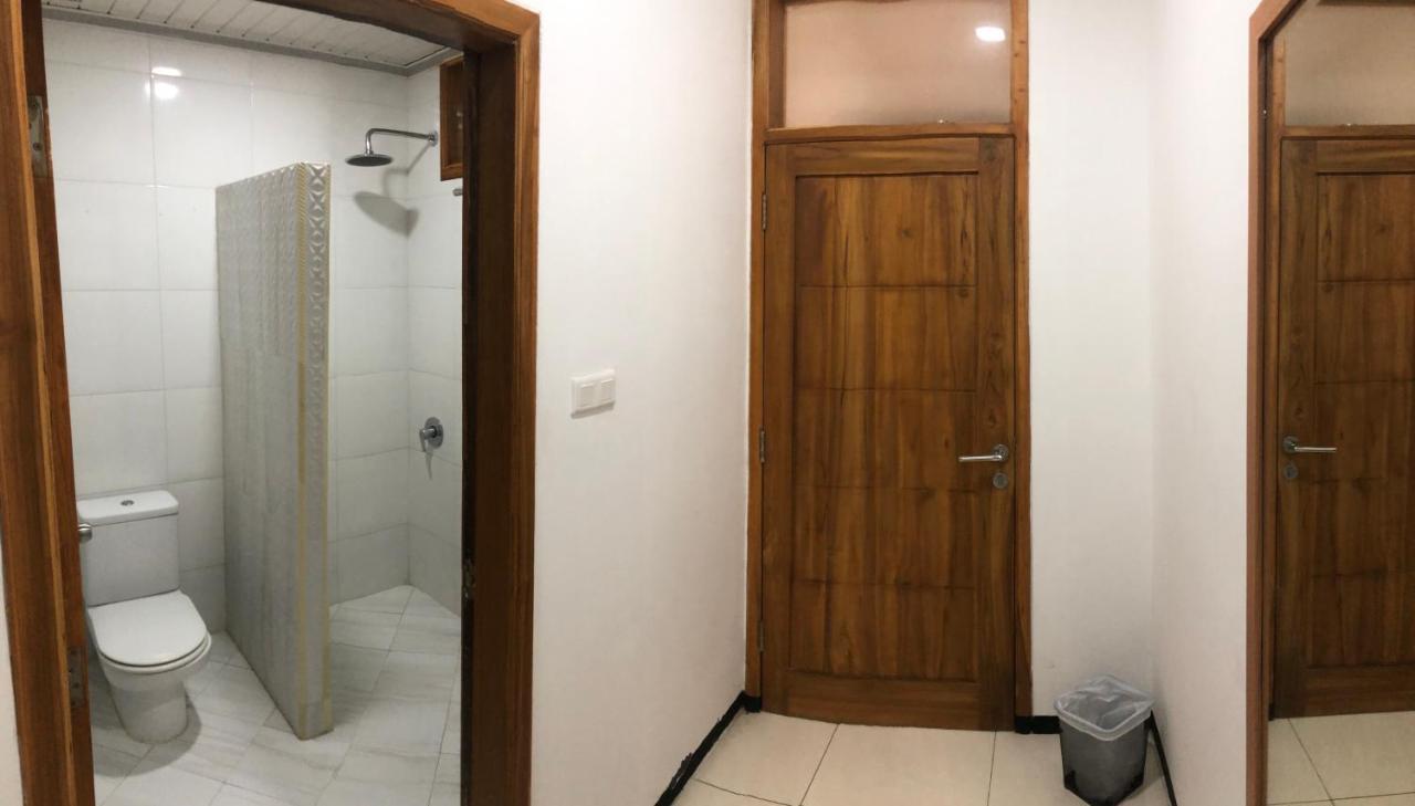 Aurora Hotel Siliwangi Cirebon Exterior foto